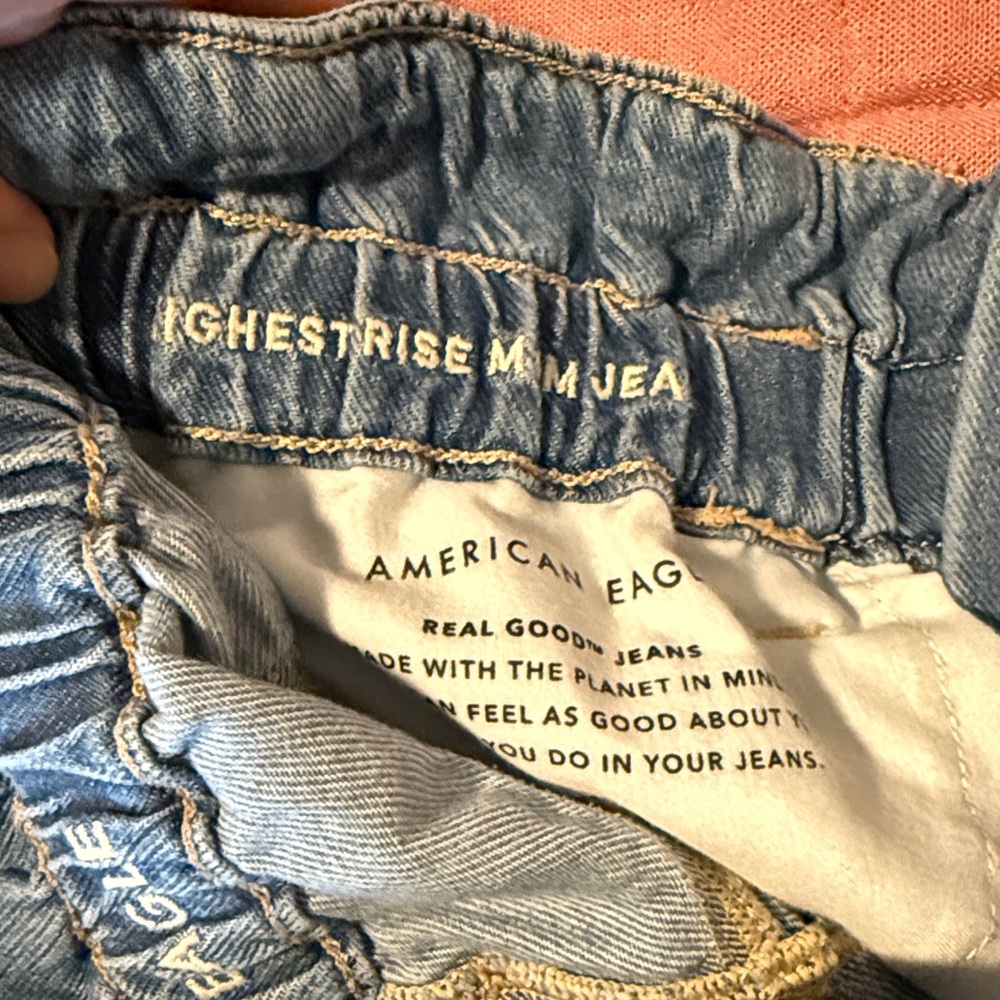 American Eagle Outfitters High Rise Blue Jeans - Picture 5 of 8